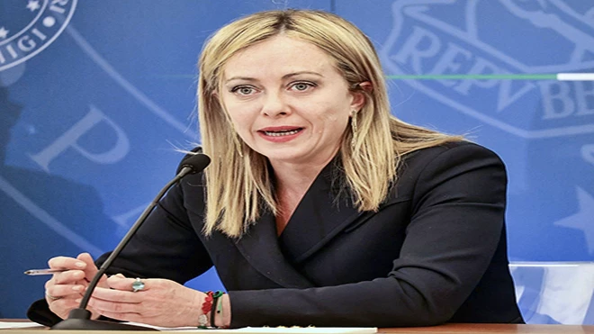 رئيسة الوزراء الإيطالية جيورجيا ميلوني تتحدث خلال مؤتمر صحافي في روما 